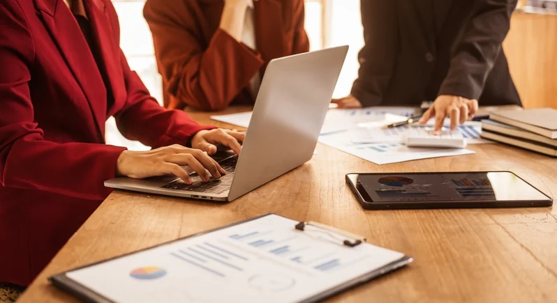 équipe, service, régie, développement, applications web sur mesure