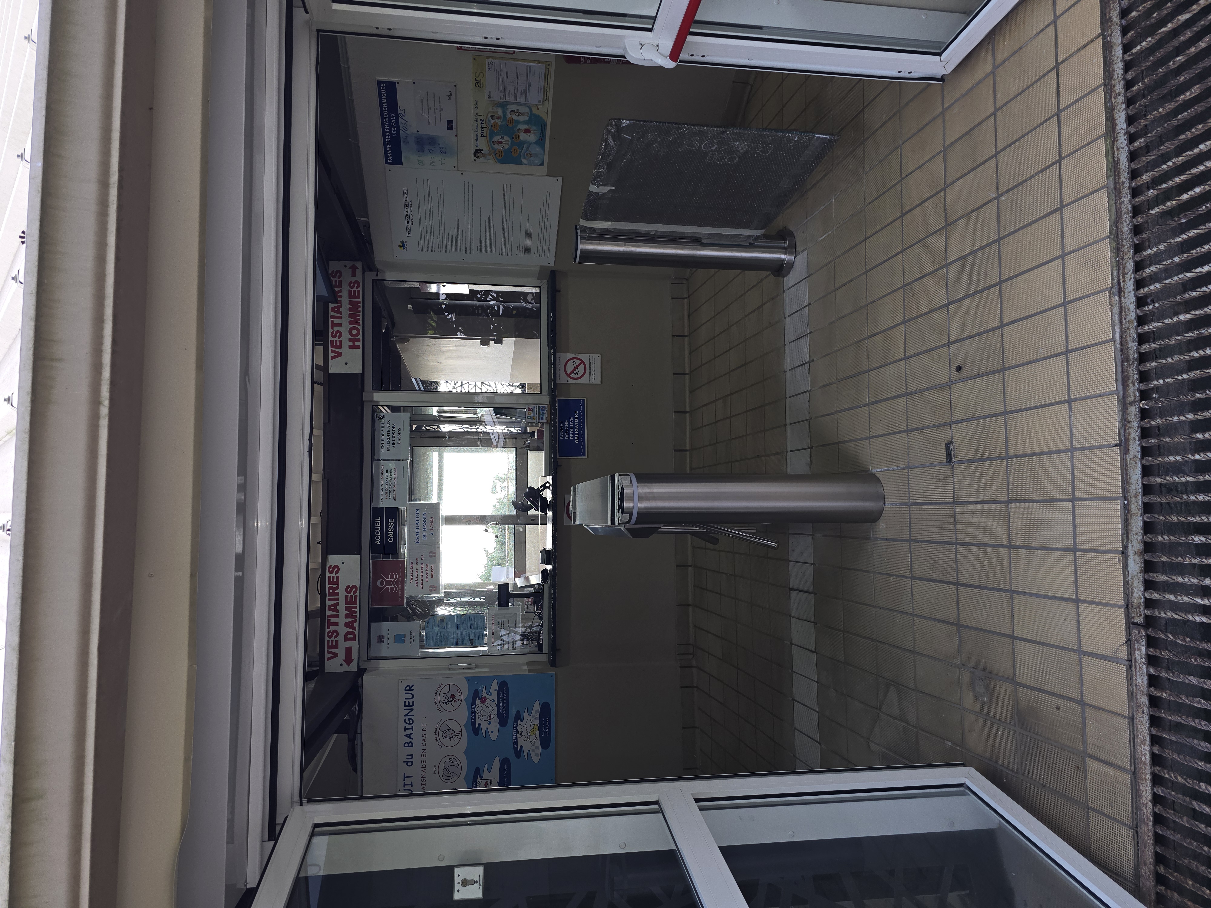 Piscine  Bois de Nèfle Saint Paul à LA REUNION : IDTRONIC + ITBOX + AWOO + SOLEIL AU RDV