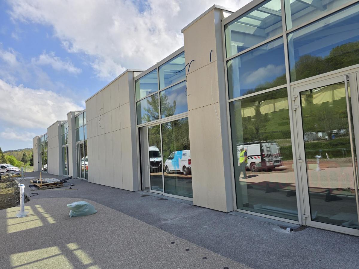 Piscine du Levezou (Aveyron)